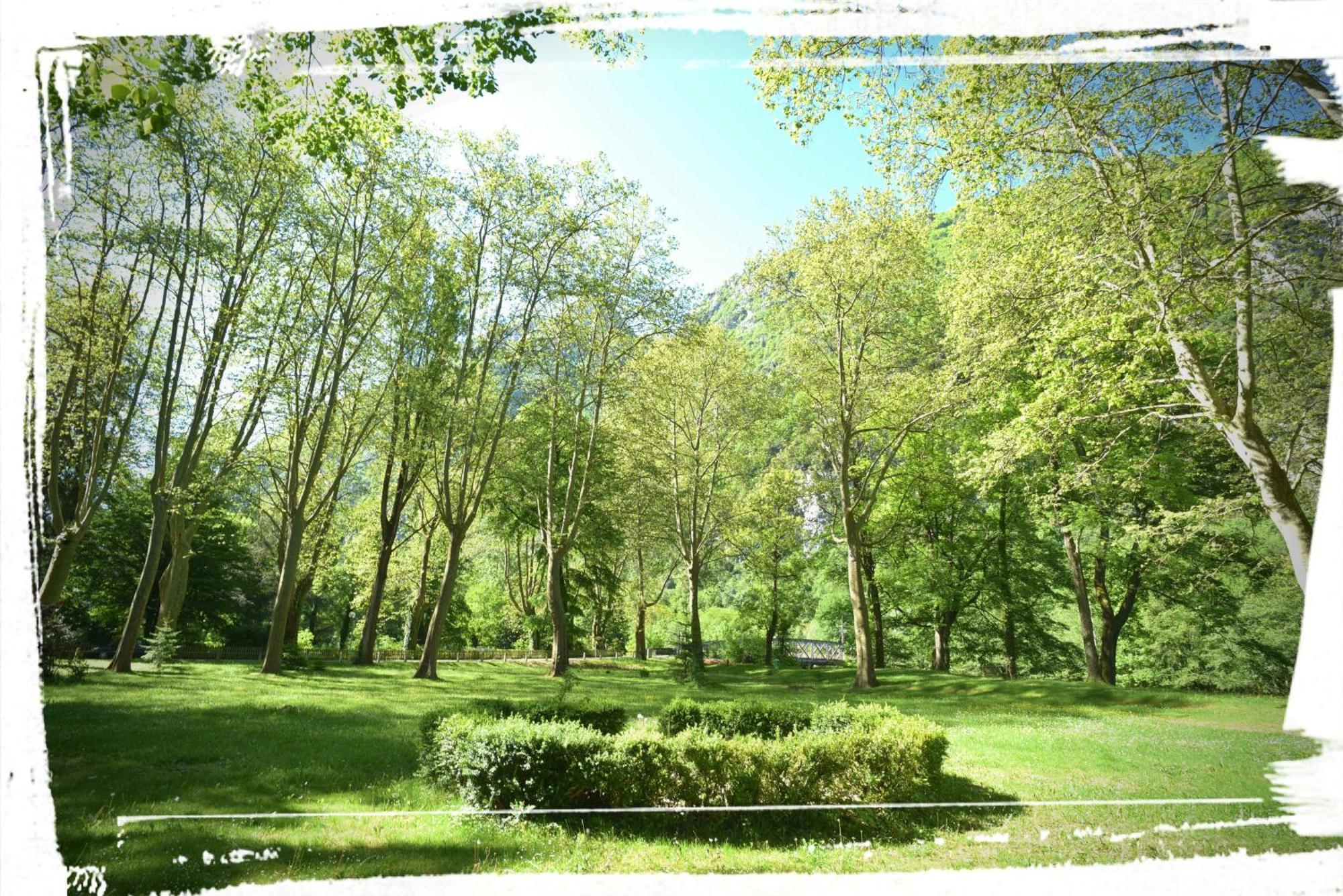 Residence Thermale Du Parc Ornolac-Ussat-les-Bains 외부 사진