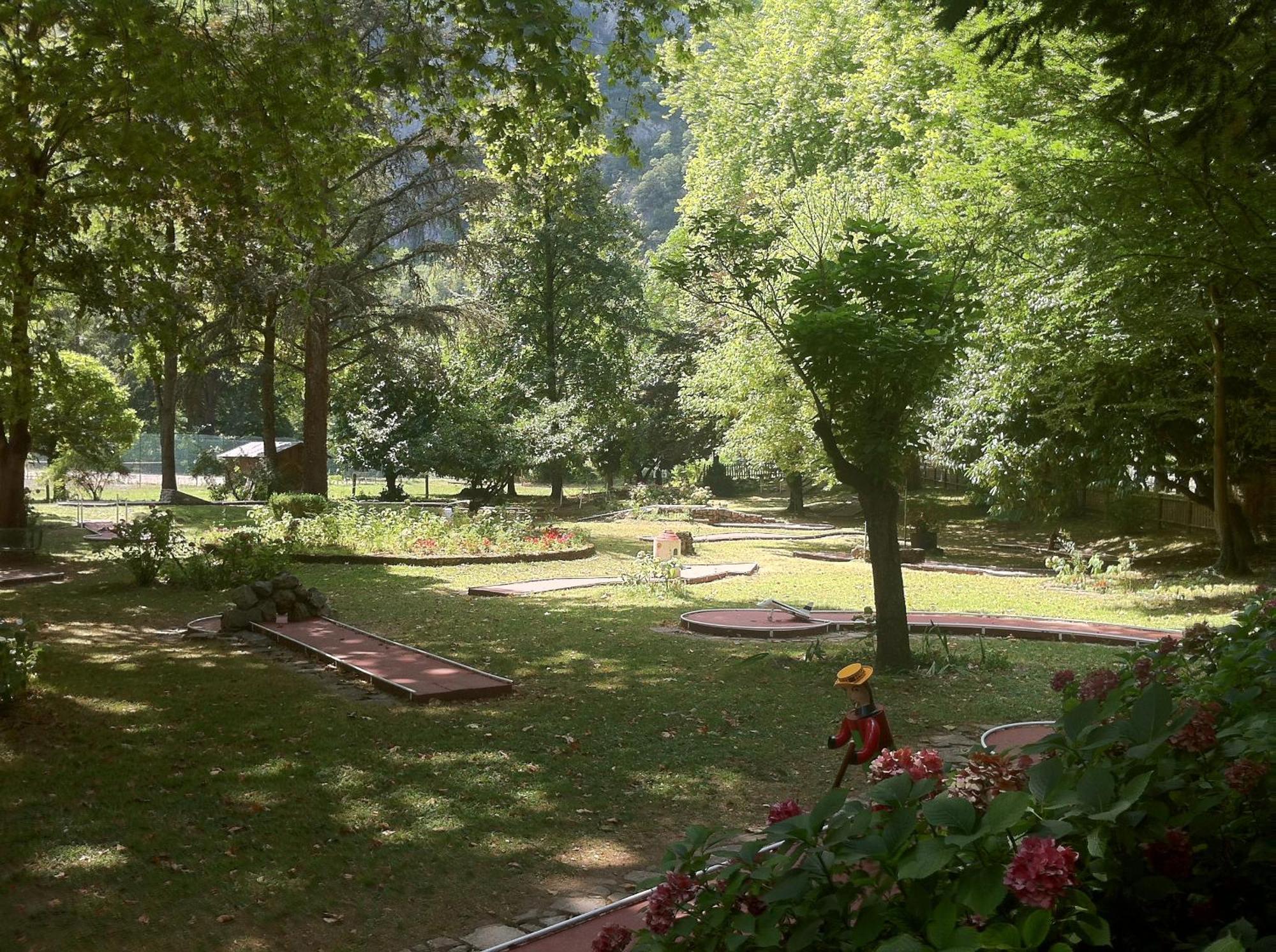 Residence Thermale Du Parc Ornolac-Ussat-les-Bains 외부 사진