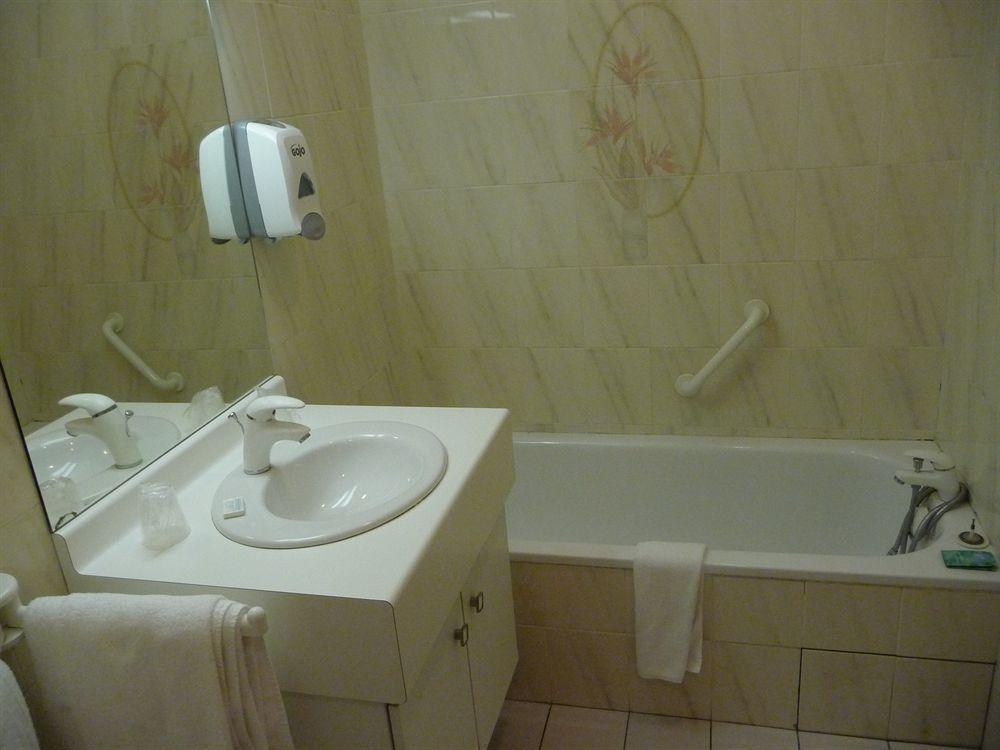 Residence Thermale Du Parc Ornolac-Ussat-les-Bains 외부 사진